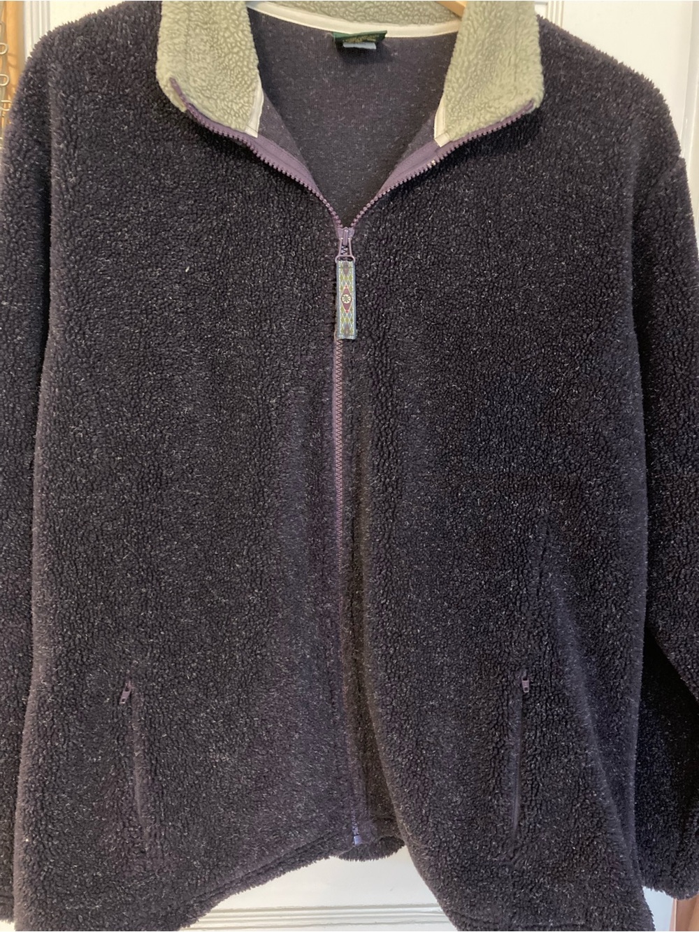 Cabela's Black Sherpa Zip Jacket with Cream Contrast Collar